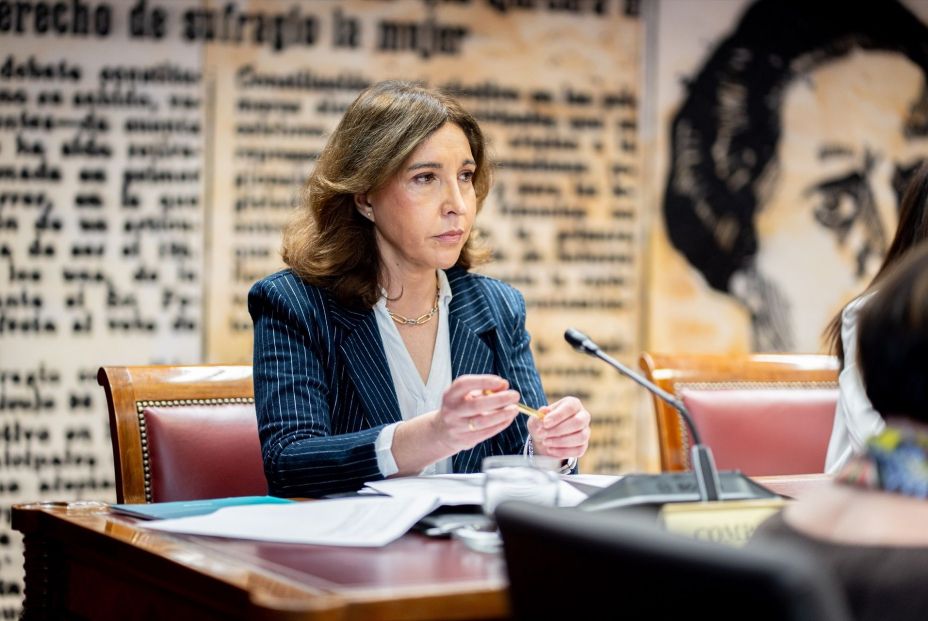 La directora de comunicación de la Organización de Consumidores y Usuarios (OCU), Ileana Izverniceanu