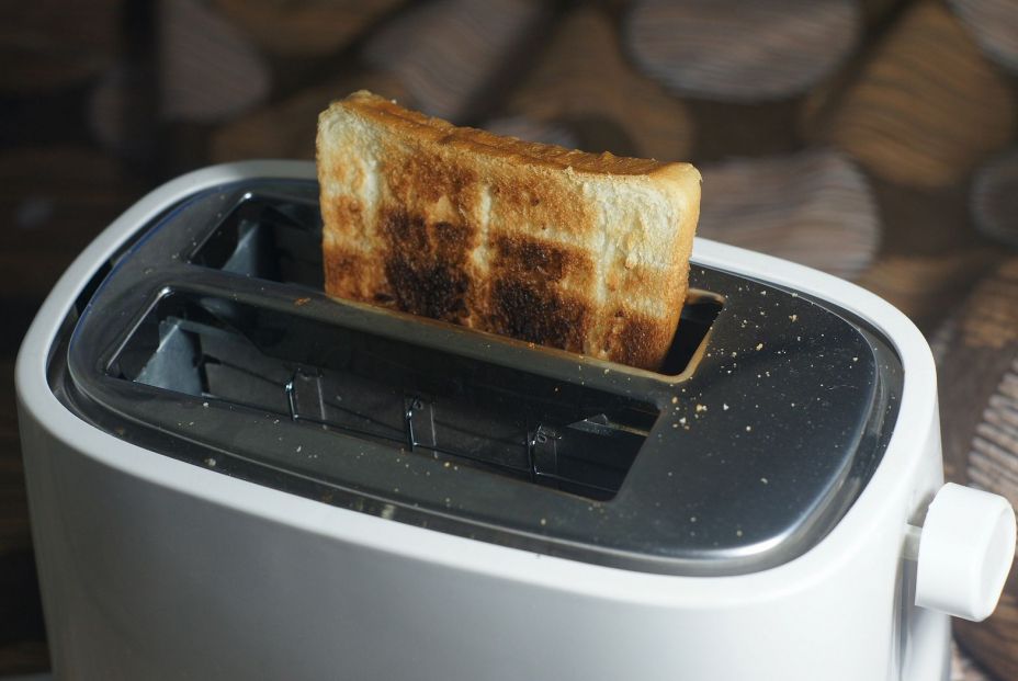 Se recomienda limpiar la tostadora al menos una vez al mes. Fuente: BigStock.