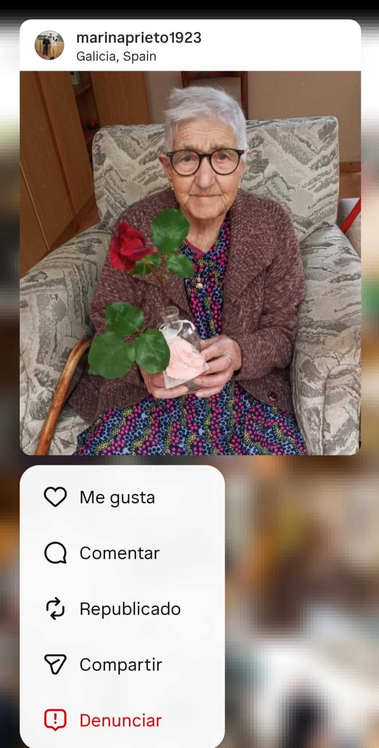Marina Prieto, la influencer gallega de 102 años que enamora con sus churros y sus paseos diarios. Fuente: Instagram @marinaprieto1923