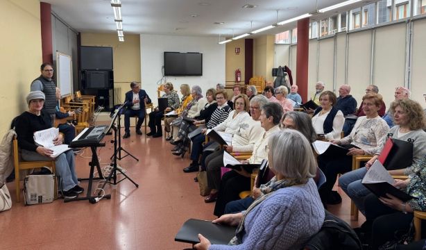 Asturias destina 795 mil euros a 400 actividades de envejecimiento activo para 30 mil personas. Fuente: Europa Press.