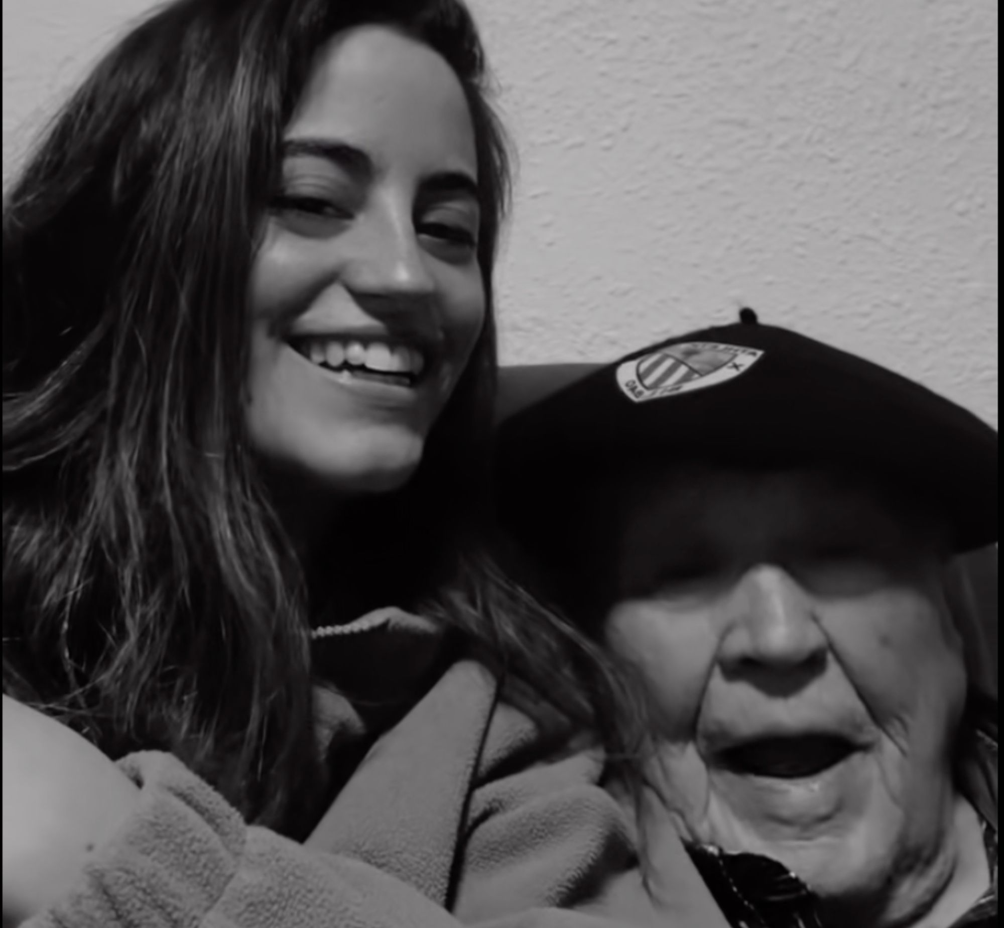 Las redes se vuelcan para cumplir el sueño de Antonio con 88 años: pisar San Mamés y ver al Athletic (TikTok: @andreamegias)