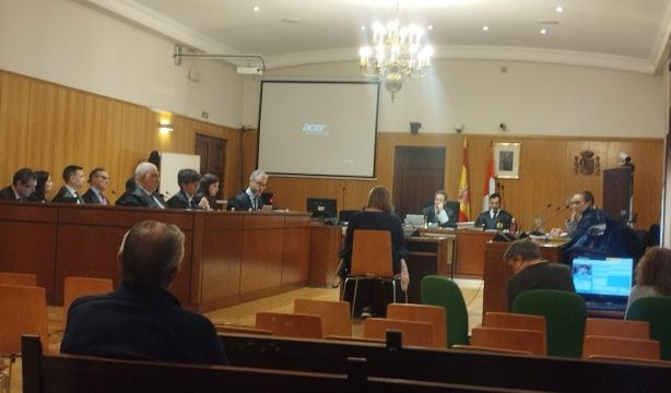 Caso ataúdes: "Lancé al viento las cenizas de mi marido y me di cuenta de que dentro había piedras"