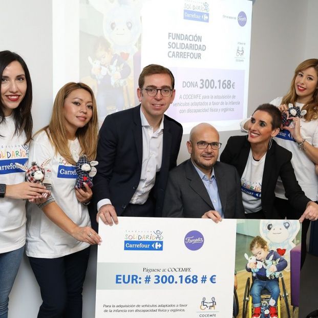 Carrefour dona 300.000 euros para niños con discapacidad