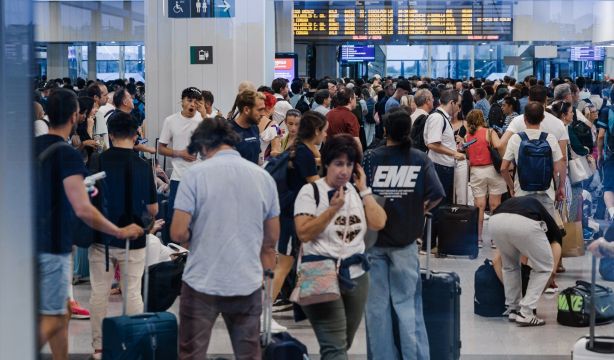 EuropaPress 6933983 viajeros estacion chamartin clara campoamor septiembre 2025 madrid espana EuropaPress 6933983 viajeros estacion chamartin clara campoamor septiembre 2025 madrid espana