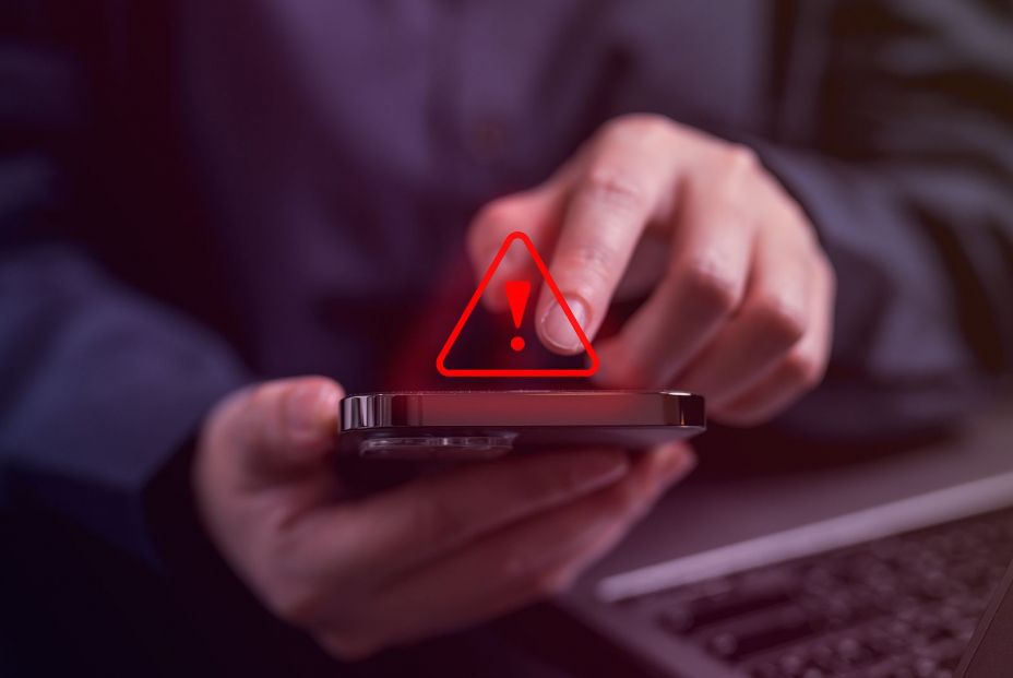 Cuidado: un SMS falso del INSS intenta robar datos a personas que están de baja médica. Fuente: BigStock.