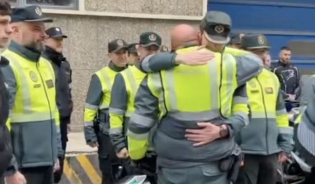 Las emotivas palabras de un hijo a su padre guardia civil el día de su jubilación: "Eres mi ejemplo"