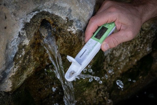 La mitad de los municipios españoles "estaría bebiendo agua contaminada" por nitratosa. Foto: Europa Press.