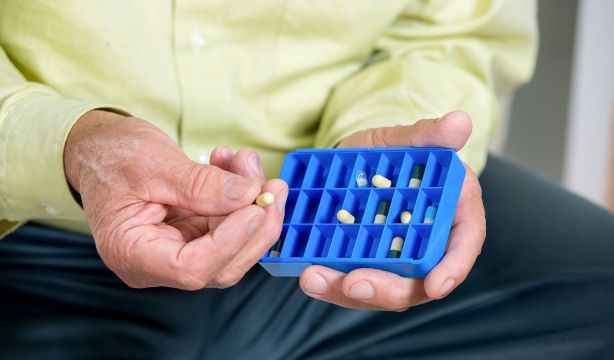 Mayores polimedicados sin necesidad: los consejos farmacoterapéuticos, la solución del Gobierno