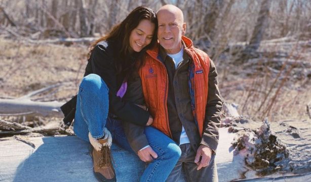 La mujer de Bruce Willis visibiliza la importancia de los cuidadores en 'Un viaje inesperado'