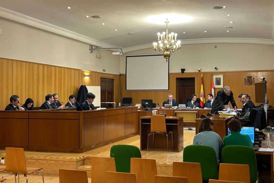 Caso ataúdes: "Nos quitábamos de comer por pagar el recibo de los muertos, y nos han engañado"