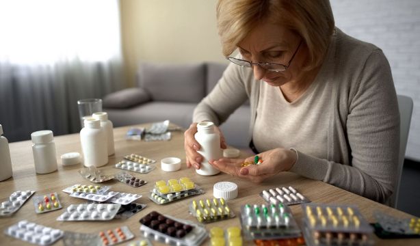 Reclaman una valoración geriátrica integral para evitar la polimedicación de mayores sin necesidad