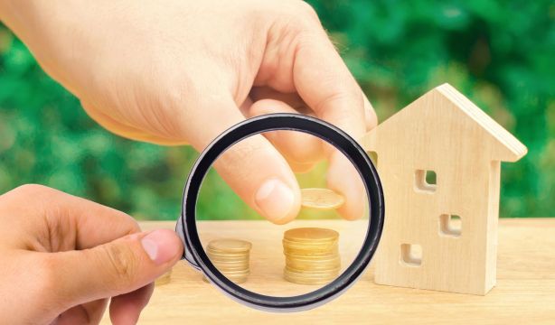 Donaciones de padres a hijos para vivienda: cómo tributan en el País Vasco