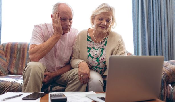 Cómo hacer la declaración de la Renta de un familiar fallecido: plazos, documentos y cómo cobrar. Fuente: BigStock.