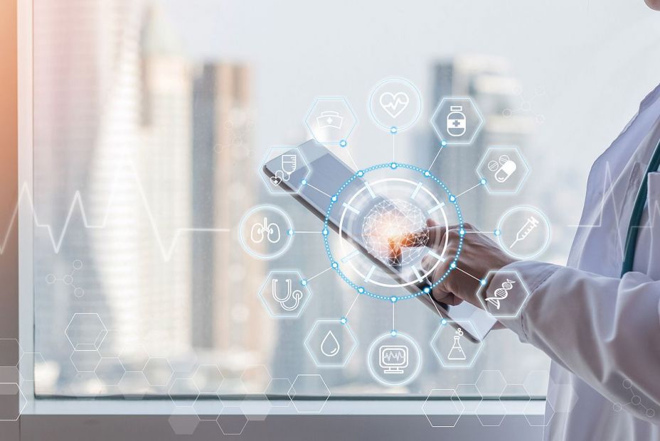 Médicos alertan del uso de inteligencia artificial para tratar dolencias sin supervisión. Foto: Bigstock.