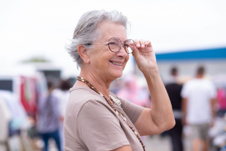 Los mayores de 55 años se consolidan como motor económico y social (Bigstock)