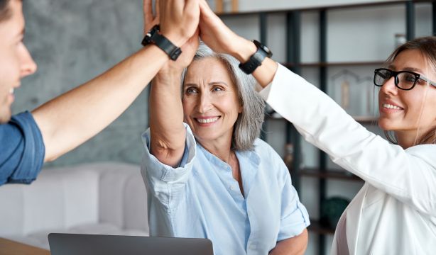 ¿Quién paga el futuro? Los expertos piden no enfrentar generaciones y apostar por la colaboración