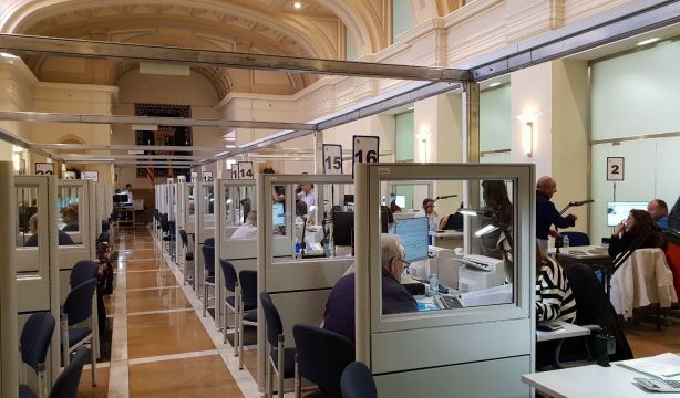 Aragón premia la convivencia con mayores o personas con discapacidad, con deducciones que aumentan en zonas rurales. Fuente: Europa Press.