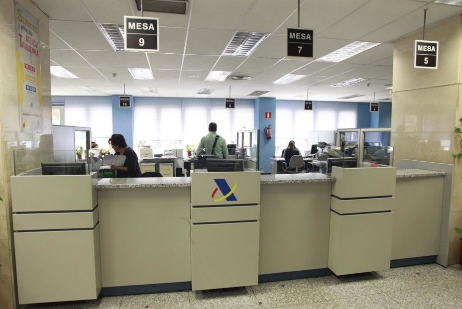 Castilla-La Mancha premia a mayores de 75 años con deducciones directas. Fuente: Europa Press.