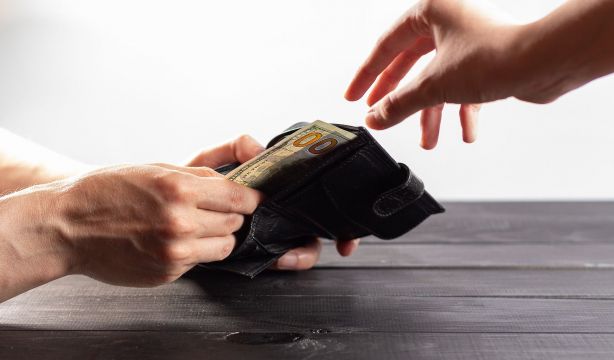 Adiós meritocracia, hola herenciocracia: cuando tus padres son tu banco 