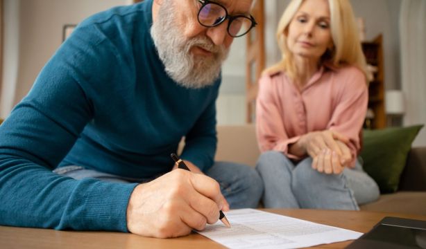 Vizcaya ofrecerá a las personas mayores un nuevo servicio gratuito de orientación jurídica (Bigstock)