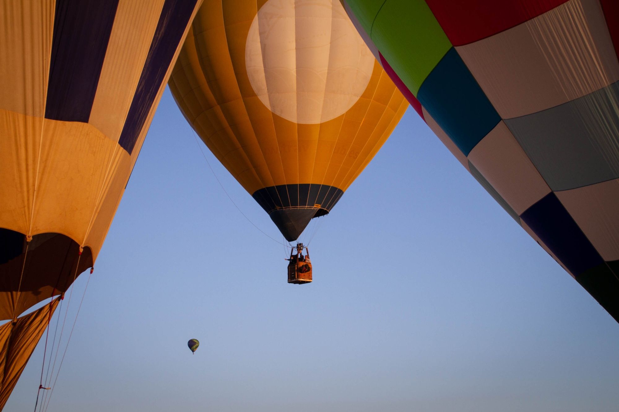 Vuela en globo aerostático a los 109 años y se convierte en la persona de mayor edad en hacerlo (David Matos / Europa Press)