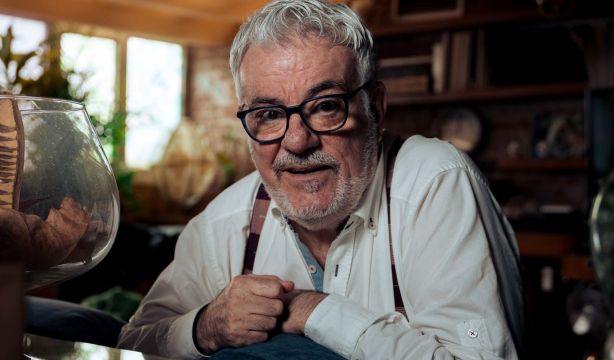 Millán Salcedo desvela cómo surgió el legendario 'sketch' de las empanadillas de Móstoles