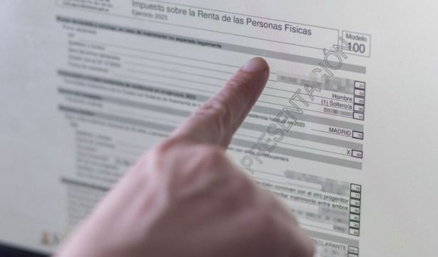  Hacienda aclara si se declara la cesta de Navidad en la Renta y cómo afecta al IRPF