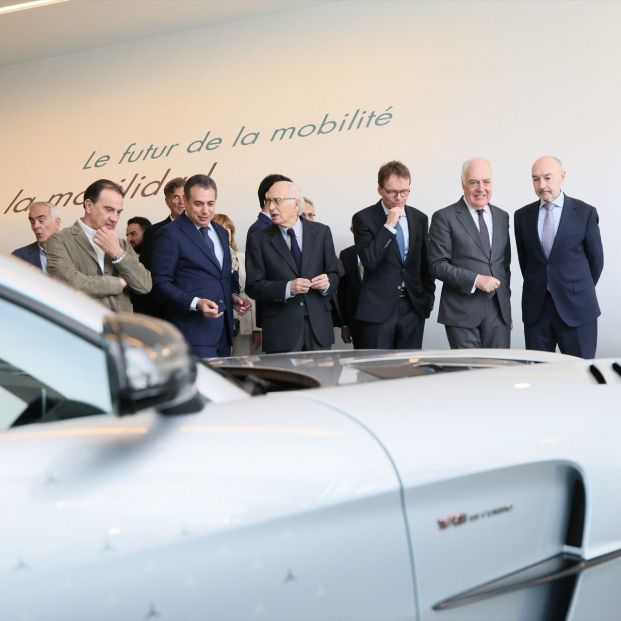 EuropaPress 7420605 presidente mercedes benz espana head of mercedes benz iberia reiner hoeps