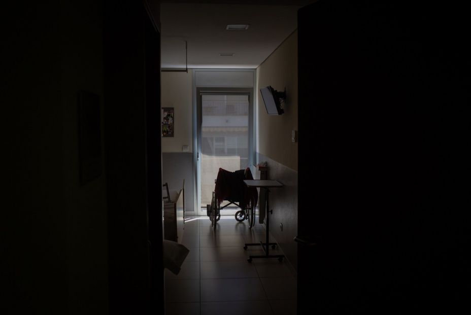 El escándalo de las residencias en el Covid llega a Europa: primer paso para una investigación clave