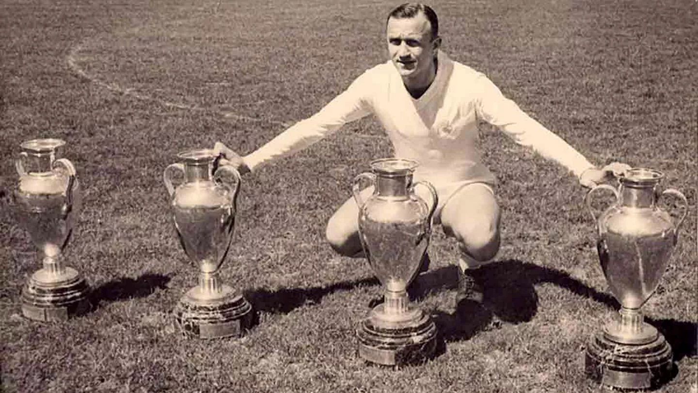 Muere José Emilio Santamaría, leyenda del Real Madrid y exseleccionador español, a los 96 años