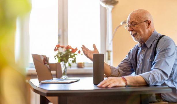 MicroBank destina 36,5 millones de euros a financiar más de 2.300 proyectos de emprendedores sénior