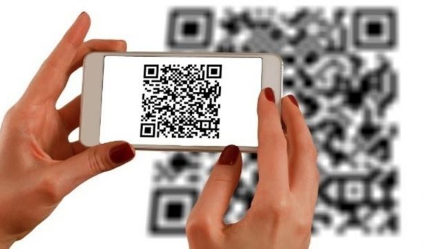 El "truco infalible" de la Policía Nacional para evitar caer en estafas al escanear códigos QR (Europa Press)