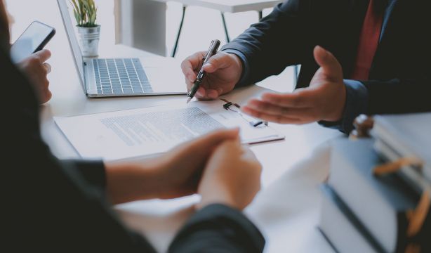 Advierten de que muchas hipotecas fijas pueden cancelarse anticipadamente sin comisión