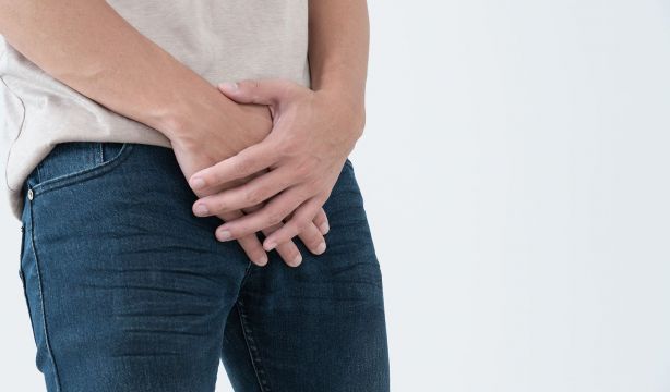 La disfunción del suelo pélvico no es solo cosa de mujeres: síntomas y tratamiento en hombres