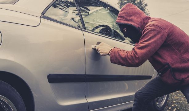 Cuidado: la Policía alerta de una nueva modalidad de robo en aparcamientos
