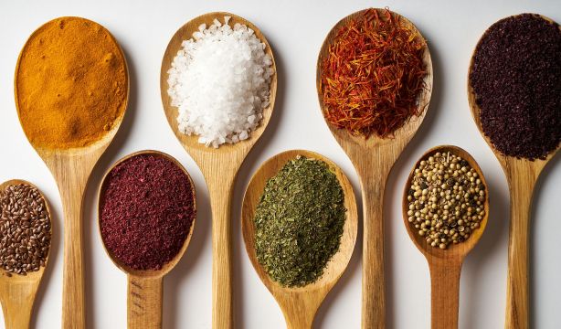 ¿Caducan las especias? La verdad sobre su duración y cómo conservarlas. Foto: Bigstock.
