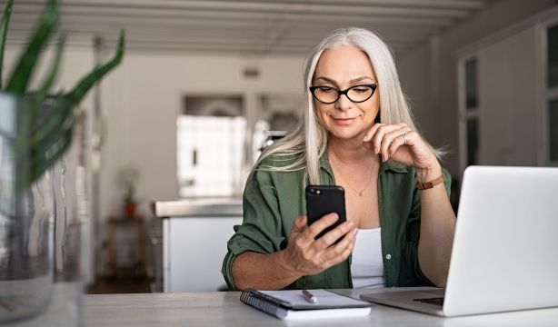 Autónomos: cómo modificar tu base de cotización o actualizar tus datos. Fuente: BigStock.