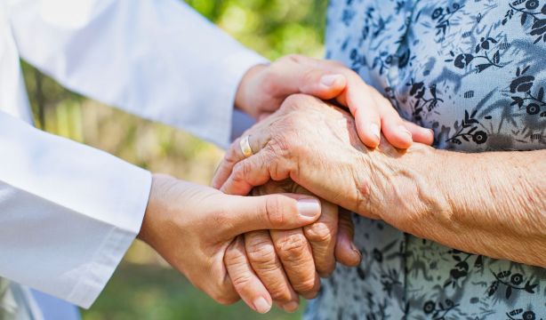 Descubren que la microbiota intestinal podría ayudar a predecir el riesgo de párkinson