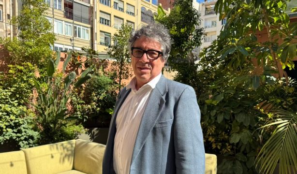 Veronesi explora memoria, trauma y resiliencia en "Septiembre negro"