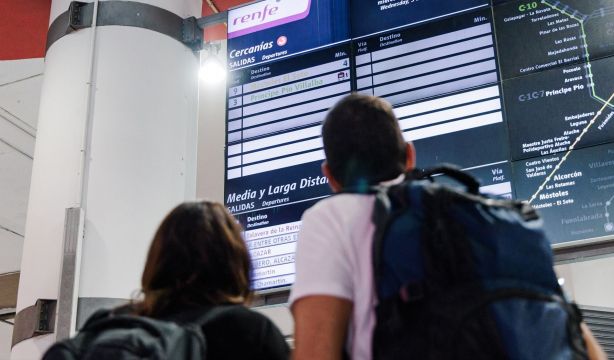 Una avería en la estación de Atocha provoca el caos ferroviario en la red de Cercanías de Madrid
