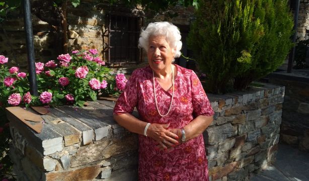 Charito, la que fue concejal más longeva de España, cumple 102 años: "Tengo para rato" Charito, la que fue concejal más longeva de España, cumple 102 años: "Tengo para rato"