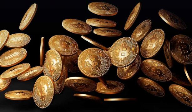 Los mayores de 65 años comienzan a interesarse por las criptomonedas: el 5% ya invierte en ellas