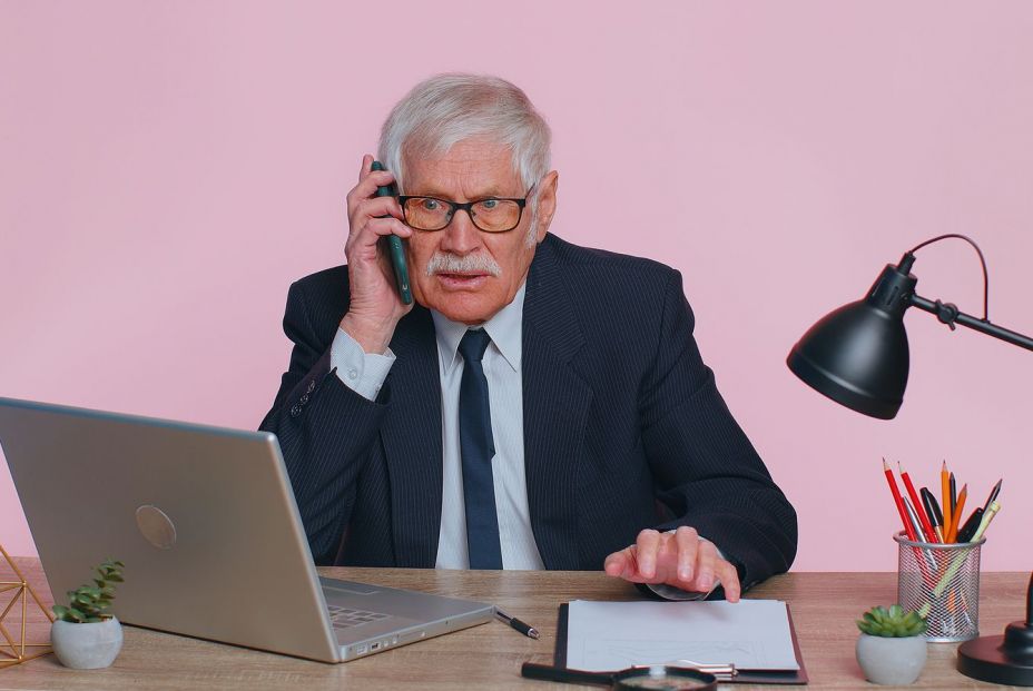 ¿Puede tu banco cambiar las condiciones de tu cuenta sin avisar? Fuente: BigStock.