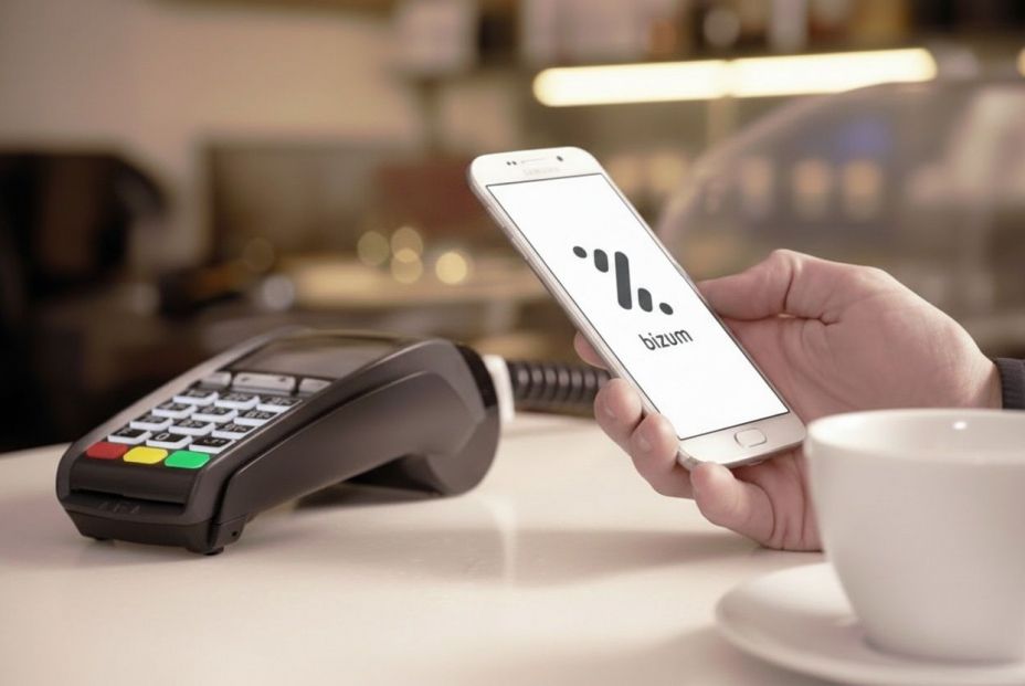 Se podrá pagar con el móvil a través de Bizum Pay. Fuente: Europa Press.
