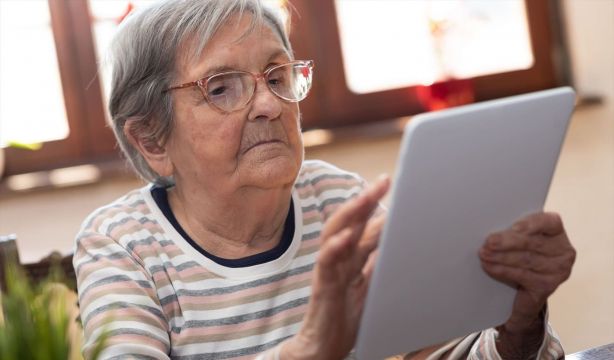 "La lectura digital ha ampliado el acceso a los contenidos, pero todavía existen barreras"