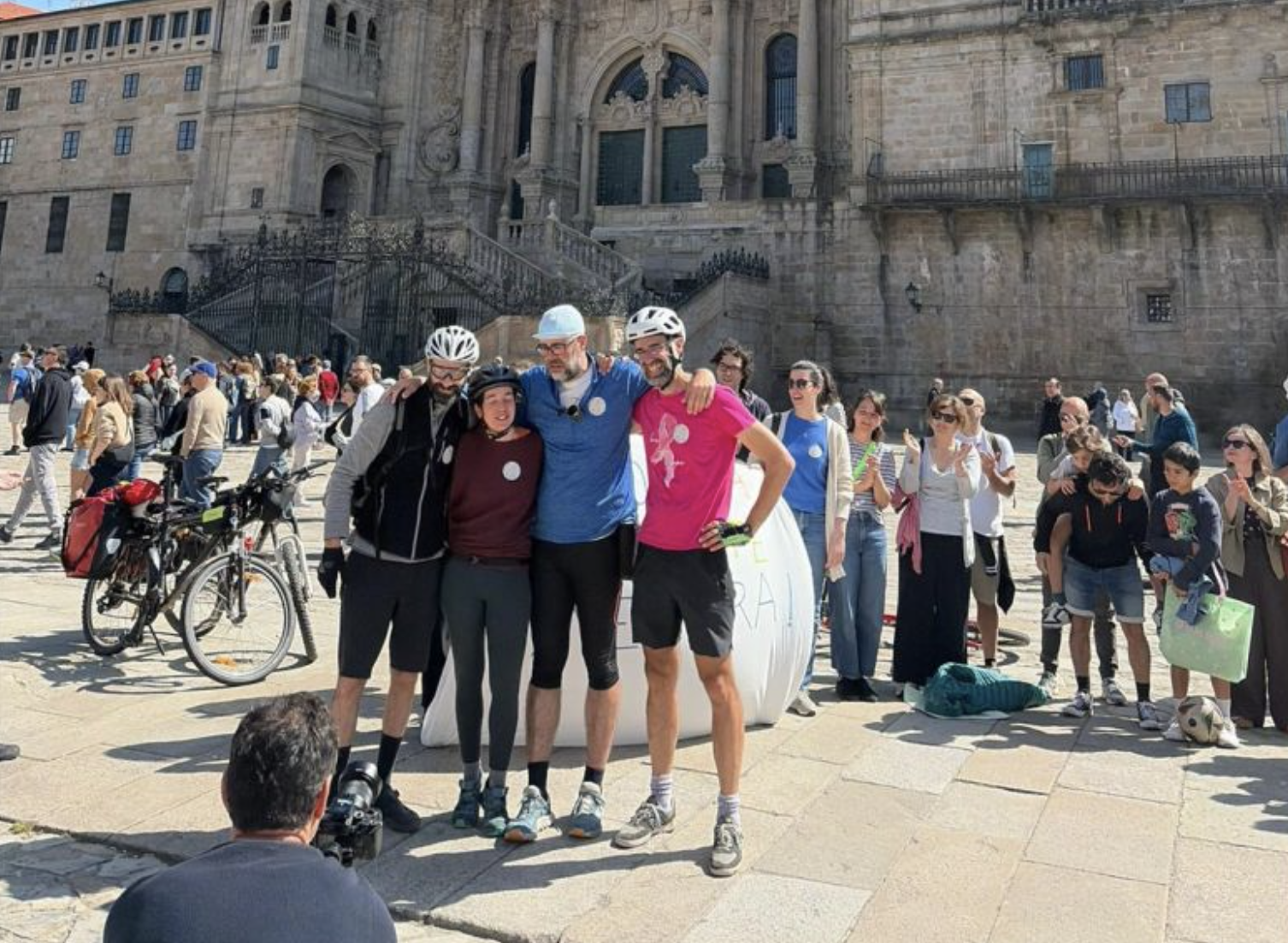 Alejandro Porto culmina el Camino de Santiago tras recorrer 650 kilómetros en bicicleta