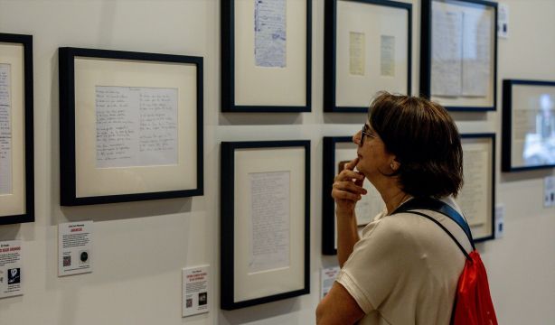 Las letras de las canciones más míticas en español, en una exposición en Madrid. Fuente: Europa Press. Las letras de las canciones más míticas en español, en una exposición en Madrid. Fuente: Europa Press.