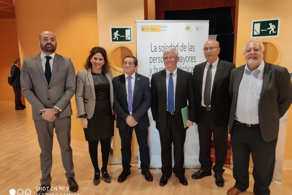  “La soledad de las personas mayores y buenas prácticas en el ámbito municipal”  fue el lema de la Jornada organizada por CONJUPES en Sevilla