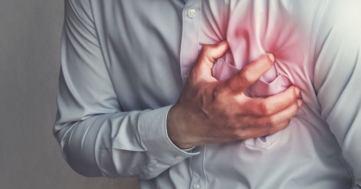 Los 6 síntomas que te avisan un mes antes del infarto