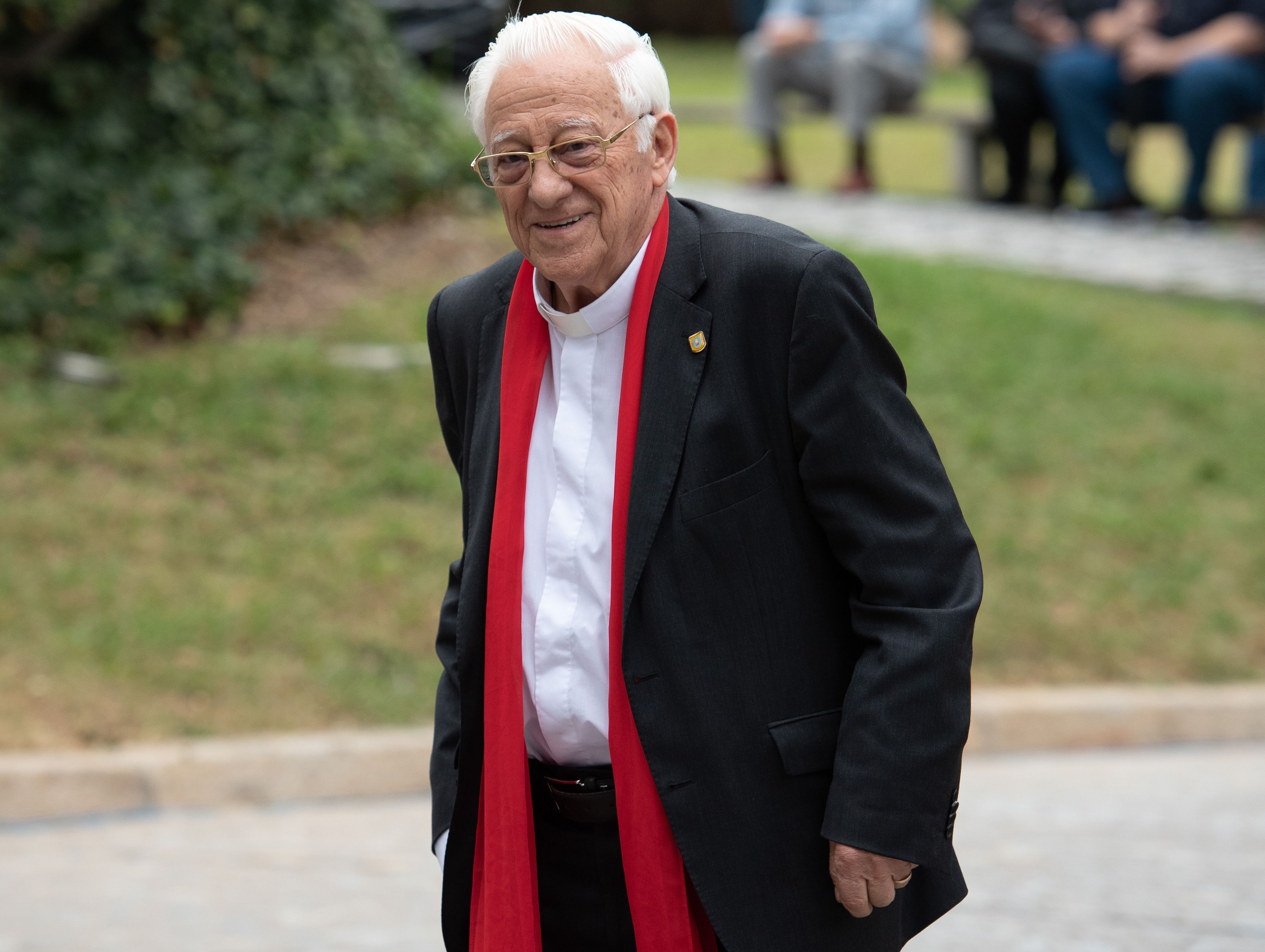 El Padre Ángel dedica el Día de los Abuelos más especial a los fallecidos por el coronavirus